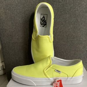 ♦️ VANS womens 8 Asher slip on shoes loafers neon yellow NWT